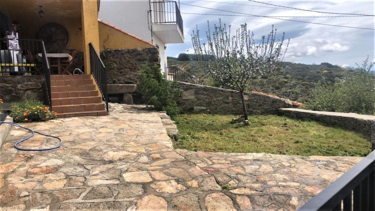 Casa Sierra De Gredos Guest House Navasequilla Luaran gambar